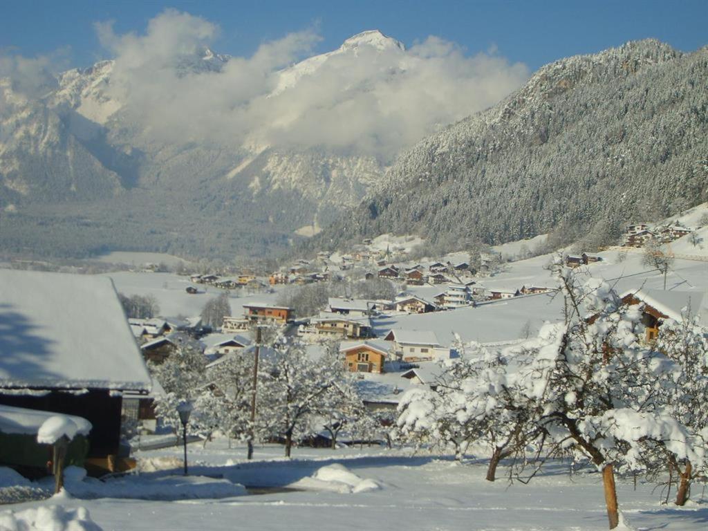Ferienwohnung Petra Bruck am Ziller Exteriör bild